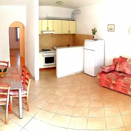 Brzica Apartment
